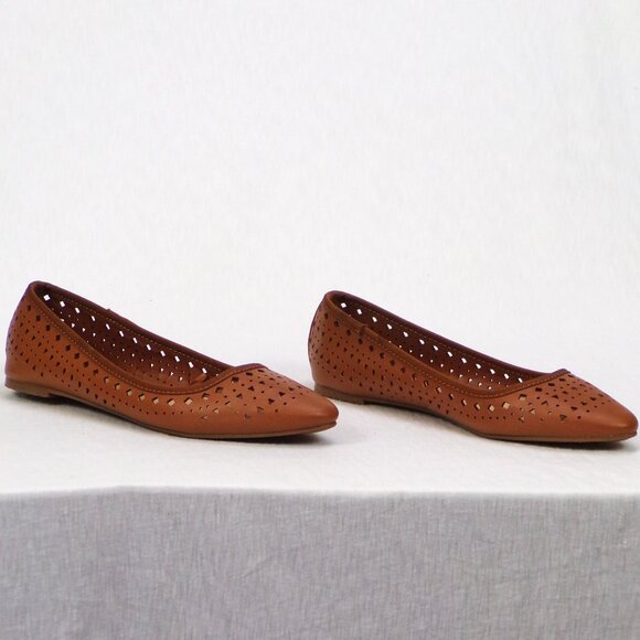 FOREVER 21 size 5.5 light-cognac almond-toe ballet flats all synthetic materials - Picture 5 of 16